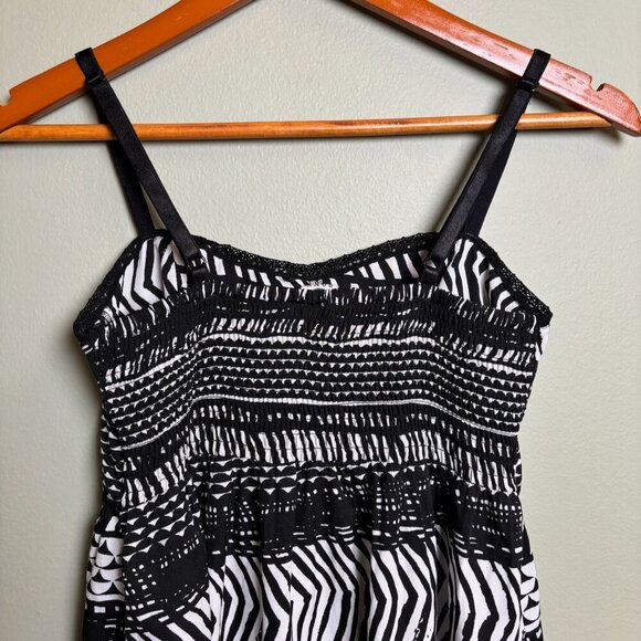 Roxy Womens Babydoll Dress Size Small Lightweight Spaghetti Strap Geometric Y2K - Picture 6 of 12